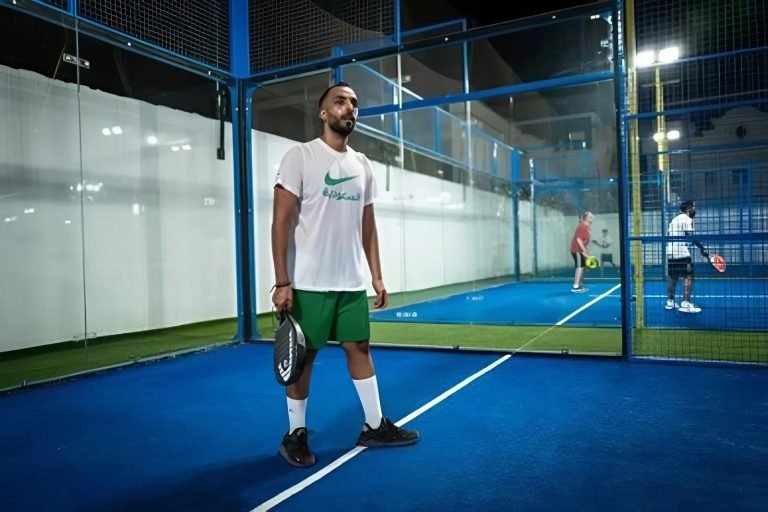 مشروع ملاعب بادل