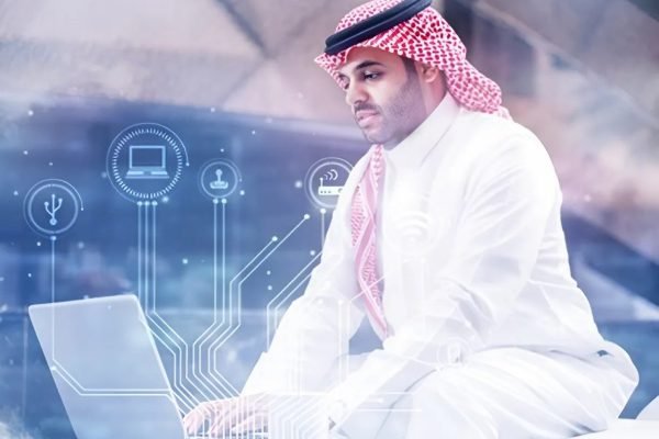 الاستثمار في شركة تطوير البرمجيات والتطبيقات