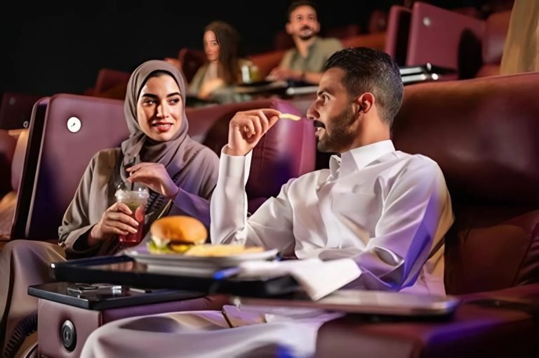 مشروع سينما متعددة الشاشات