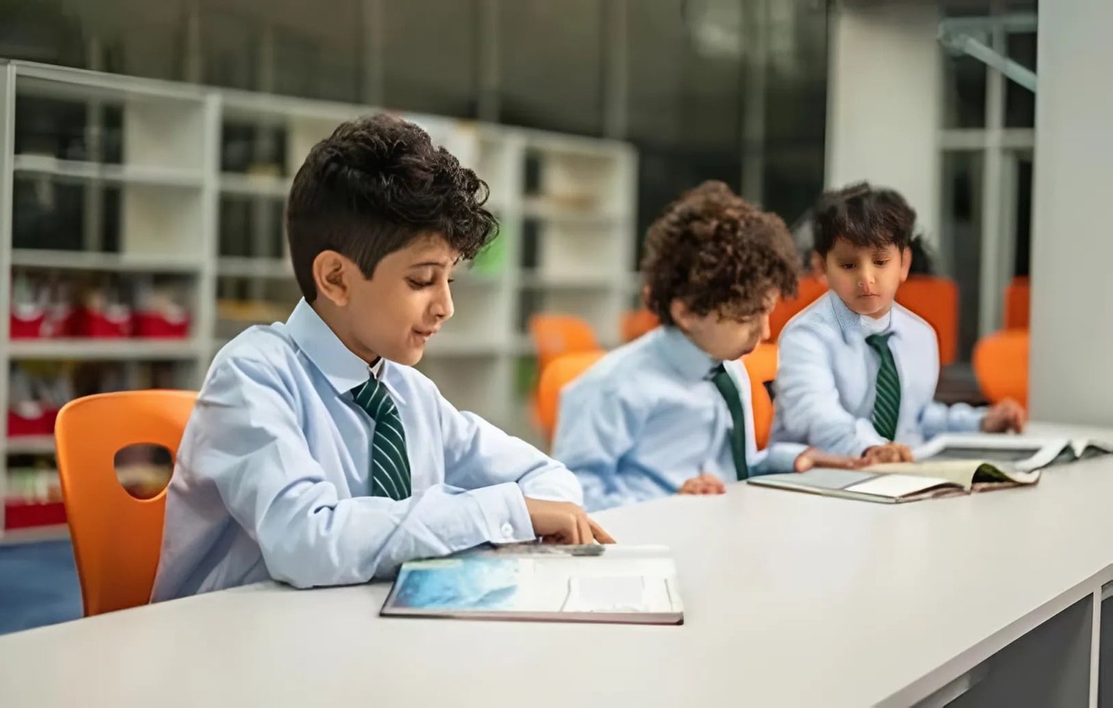 مراكز الدعم الأكاديمي والدروس الخصوصية